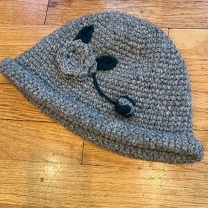 Vintage Adrien Racine Hat Womens Gray Wool Crochet Floral Hand Made Hand Knit